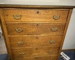 Antique 5 Drawer Dresser with Glass Top Cover