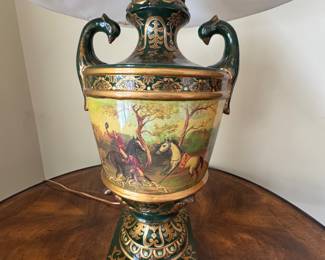 Large decorative lamp