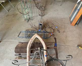 Yard rustic decorations