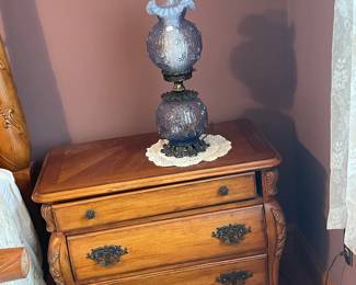 2 nightstands velvet lined drawer