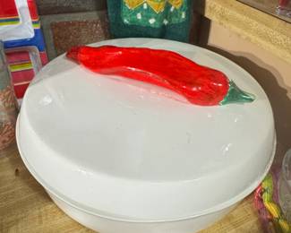 Chili Pepper Casserole Dish with Lid