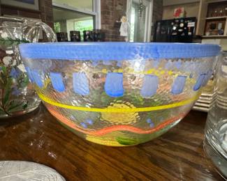 HandPainted Glass Serving Bowl with Floral Motif