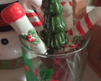 Christmas Themed Cheese Knife Set with Glass Holder