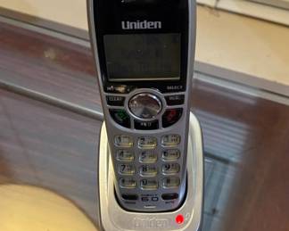 Uniden DECT . Cordless Phone with Base