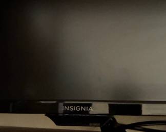 Insignia inch Class HD p LED TV