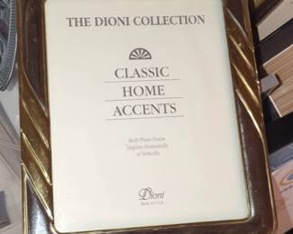 The Dioni Collection Classic Home Accents Photo Frame