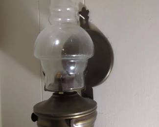 Brass Wall Mount Oil Lamp with Ornate Bracket