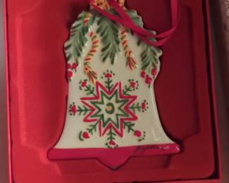 Gail Pittman Holiday Ornament Bell