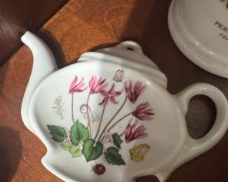Portmeirion Botanic Garden Teapot Shaped Tea Bag Holder