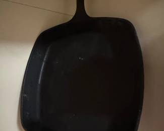 Griswold Cast Iron Square Skillet