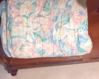 Croscill Queen Size Comforter