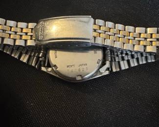 Seiko N TwoTone Stainless Steel DayDate Quartz Watch second image