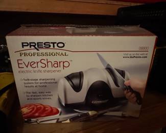 Presto Professional EverSharp Electric Knife Sharpener