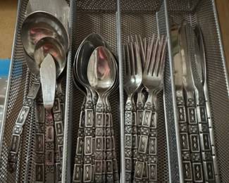 Lifetime Cutlery Stainless Steel Flatware Set