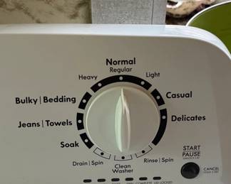 Kenmore Series TopLoad Washing Machine B third image