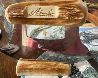 Alaska Souvenir Cheese Knife Set
