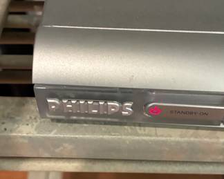 Philips DVP Progressive Scan DVD Player third image