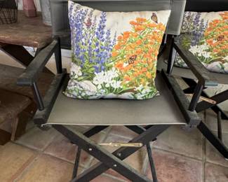 Natural Life Folk Flower Bay Folding Camp Chair with Butterfly and Bluebonnet Pillow