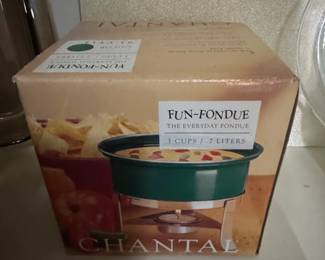 Chantal FunFondue The Everyday Fondue Set Curry Color