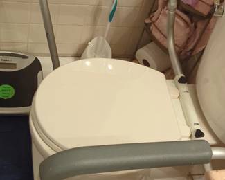 Adjustable Toilet Safety Frame with Handles