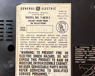 General Electric IC Electronic Digital Alarm Clock Radio third image