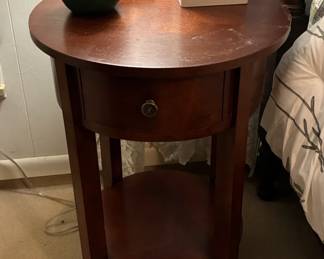 Small Endtable B