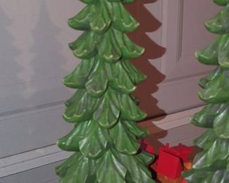 Green Christmas Tree Figurines Set