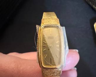 Seiko Womens Quartz Watch second image