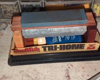 Smiths TRIHONE Stone Sharpening System