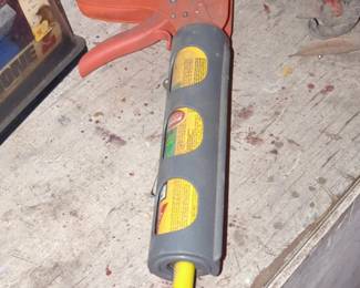 Newborn Model Caulk Gun with BON IT ON Adhesive Cartridges