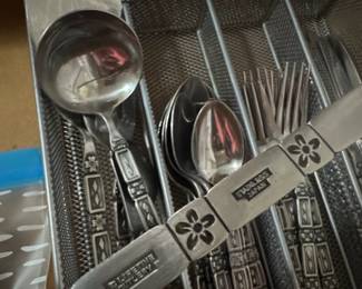 Lifetime Cutlery Stainless Steel Flatware Set second image