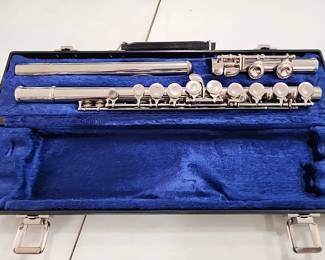 Bundy Flute by Selimer