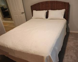 Queen Beauty rest mattress and boxspring,  headboard and frame sold separately 