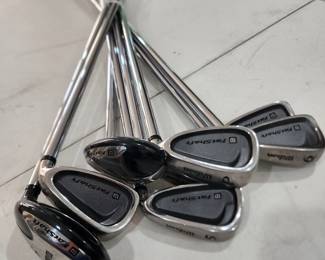 Wilson Fastshaft , set of 8 golf clubs