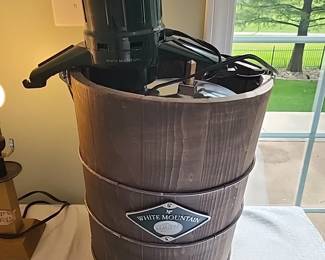White Mountain Ice cream maker
