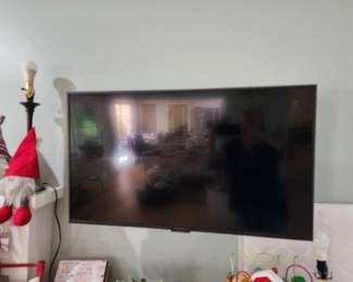 Insignia TV 43"