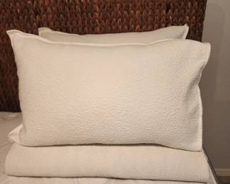 Queen white bedspread and 2 pillows