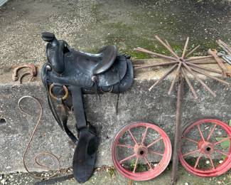 Horse saddle/tack