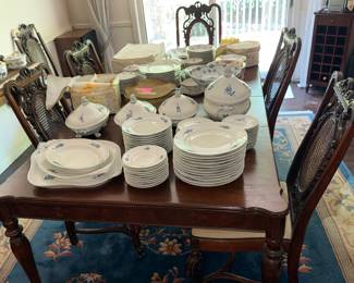 Ornate Table with chairs (one chair needs a little love)