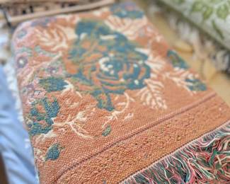 Fringed tapestry throw blanket, floral design