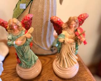 Resin angel figurines