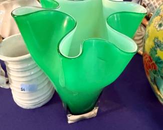 Green art glass handkerchief vase