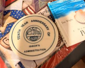 Commemorative plate, books and patriotic items