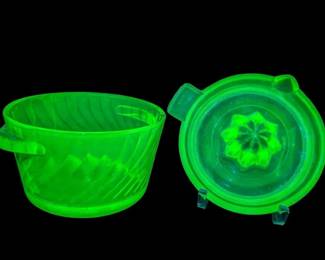 Uranium Glass Bowl  Juicer