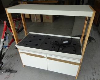 Grow Light Table