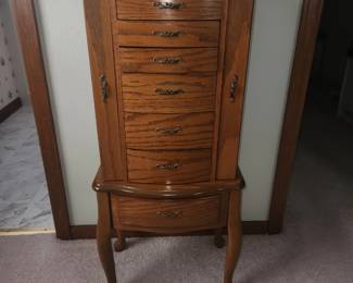 Jewelry armoire