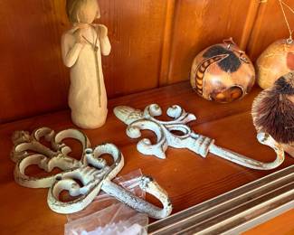 Ornate Distressed White and Gold Decorative Wall Hooks with Willow Tree Figurine