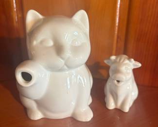 White Ceramic Cat and Cow Creamer Set
