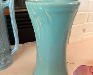 Vintage Abingdon Turquoise Vase with Leaf Motif