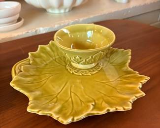 Woodfield by Steubenville Faience Leaf-Shaped Dish with Cup